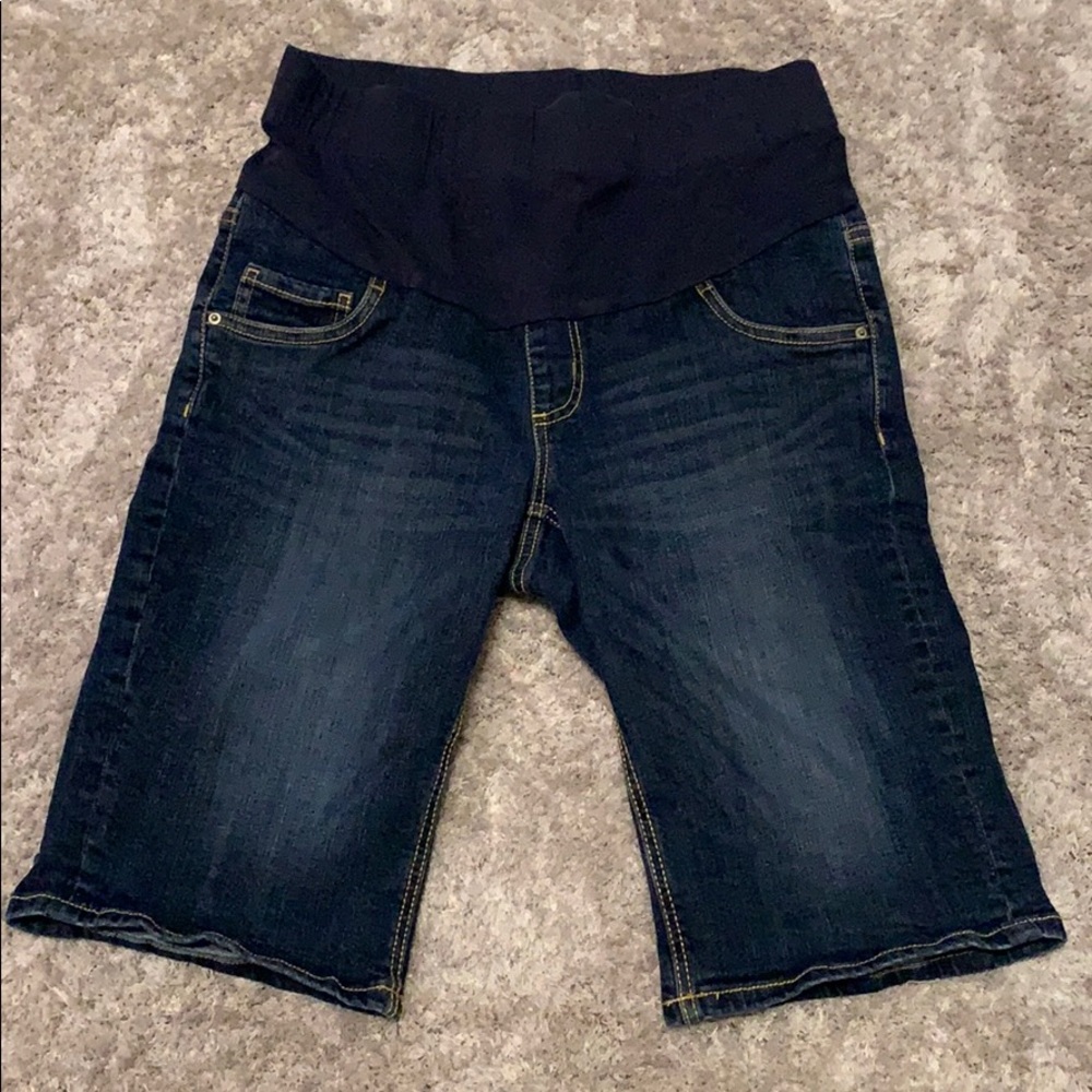 💥4/$25💥 Maternity Long-Cut Shorts